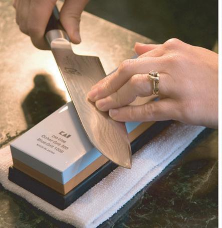 Sharpening and honing your Shun knife