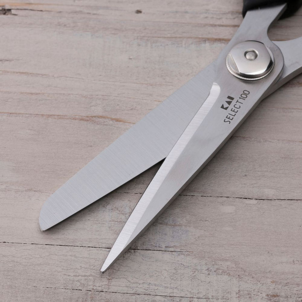 Kai Select 100 Kitchen Scissors